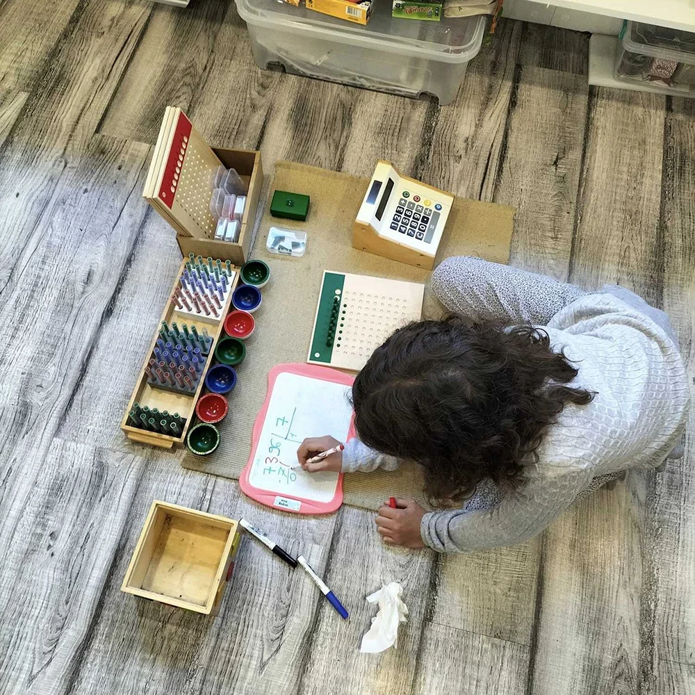 École Montessori Bilingue à Sanguinet - L’Eyre des Loupiots